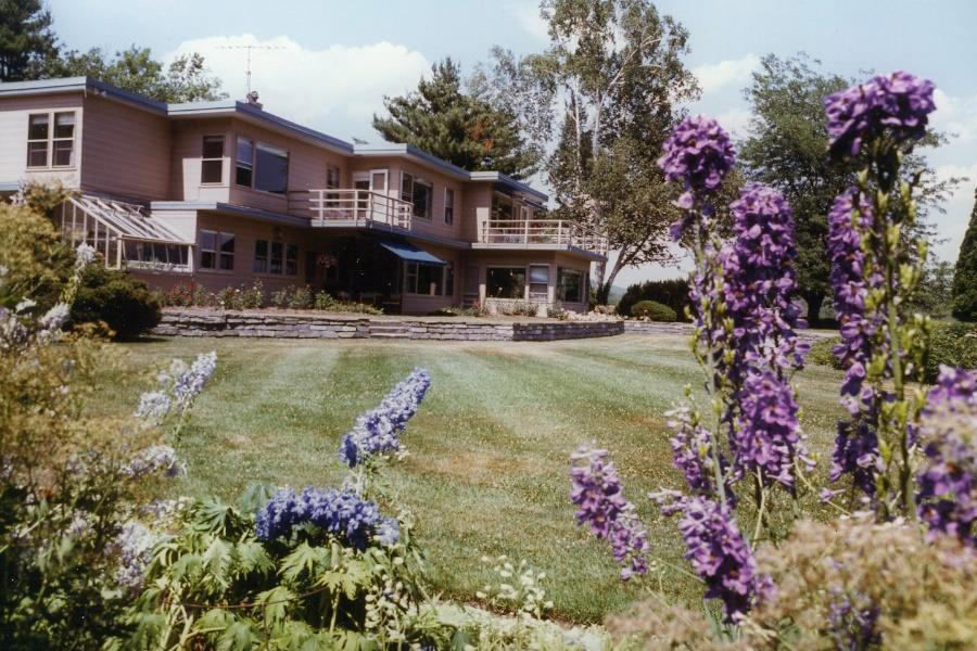 Historical photo c.1950 of the Guest House at Field Farm