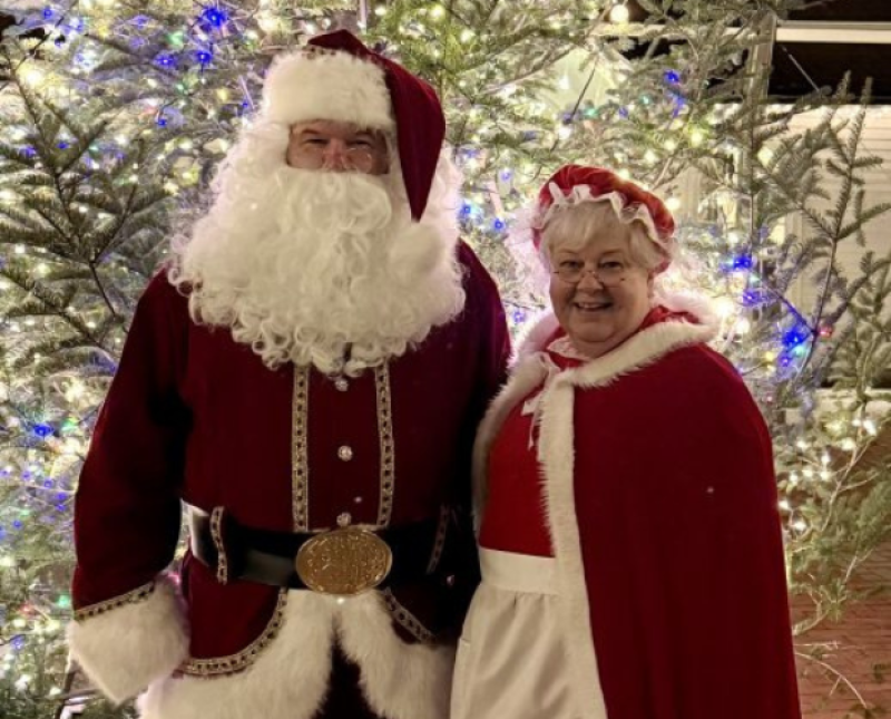 snap a pic with ol' st nick