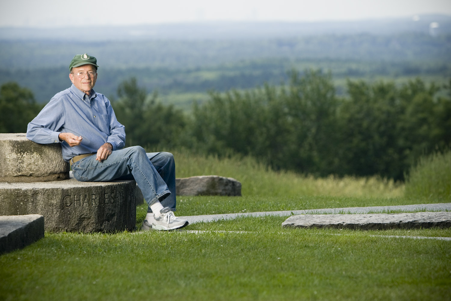 Dr. John Ward Kimball at the top of Holt Hill in 2008. Photo by Tom Kates.